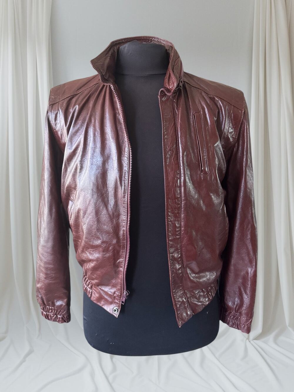 Men's (Unisex) 1970's Oxblood Vintage Leather Jacket, M 36